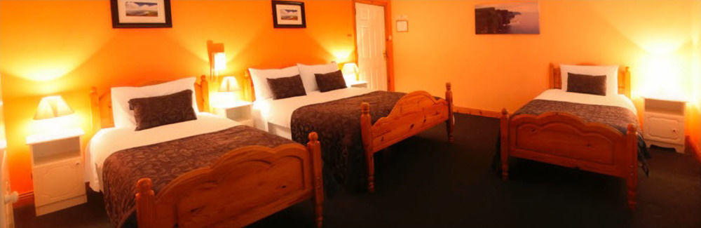 Mccarthy'S Lodge B&B Westport Exteriör bild